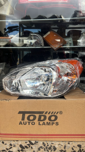 FAROLA HYUNDAI ACCENT VISIÓN LUPA AMARILLA IZQ 06/12 MARCA TODO