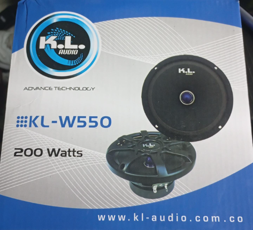 PARLANTES KL-W550 6.5 PULGADAS 200 WATTS