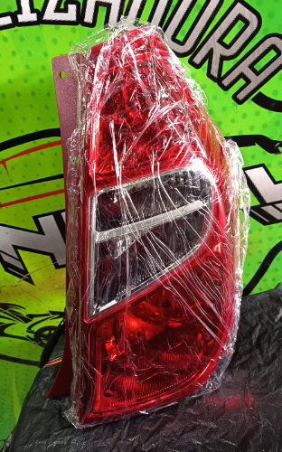 LAMPARA STOP HYUNDAI I10 12 TAXI DERECHO