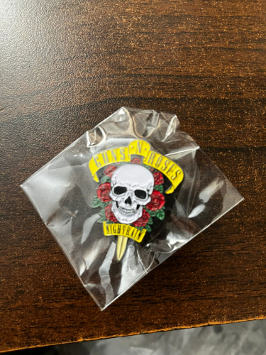 Pin metalico/Guns n Roses *REPETIDO
