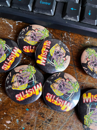 Pin Misfits/women