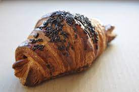CROISSANT CHOCOLATE