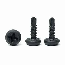 Tornillos acerados negros)