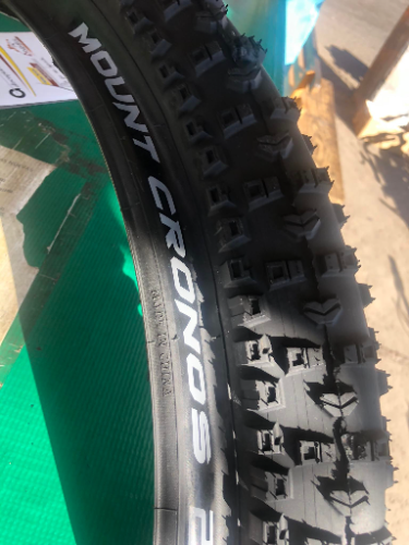 LLANTA 29 X 2.35 ARISUN CRONOS NEGRA