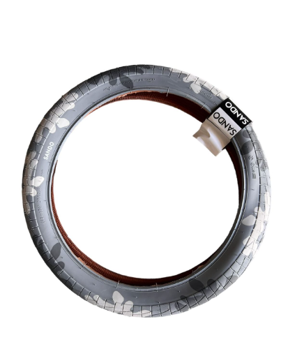 LLANTA 20X2.40 CAMUFLAJE GRISSANDO