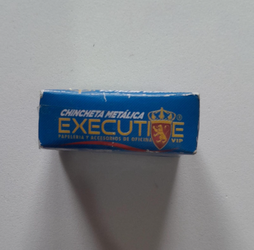 chincheta metálica executive
