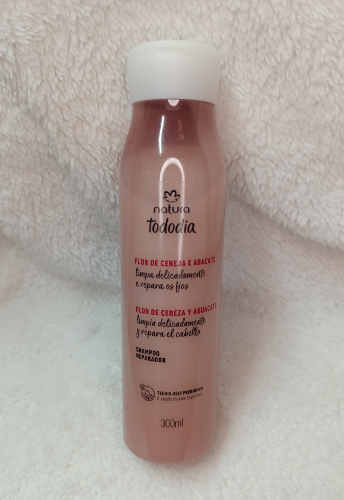 Tododia shampoo reparador flor de cereza y aguacate