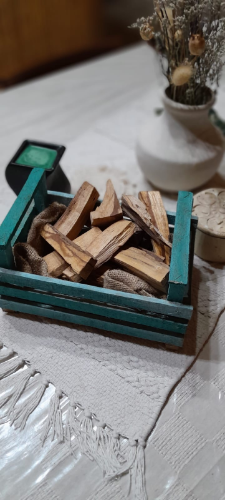 PALO  SANTO CHICO