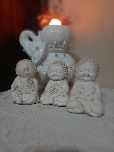 MONJES RULITOS