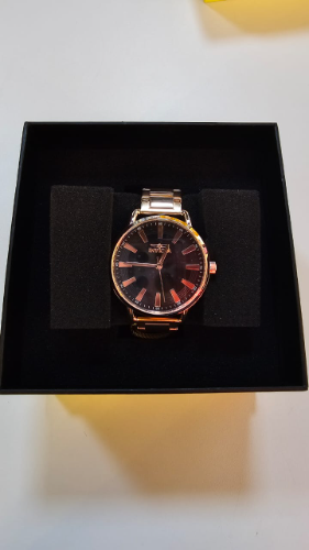 Reloj Invita Dorado