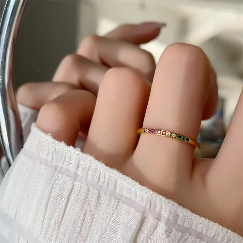 Anillo de Circonias Multicolor - Dorado - ANI089