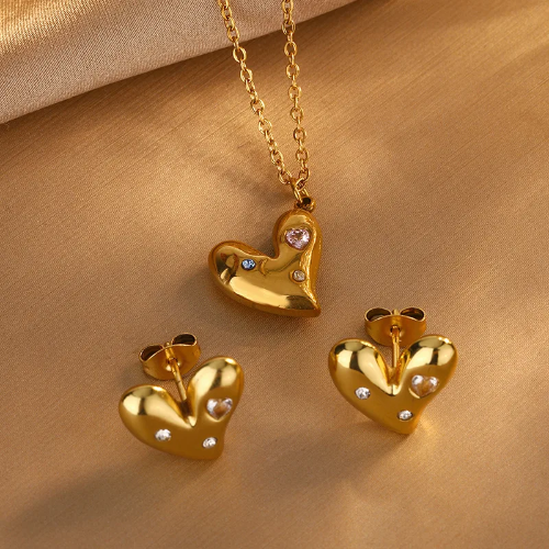 Set Collar y Aretes de Corazones con Circoneas - Dorado - SET007
