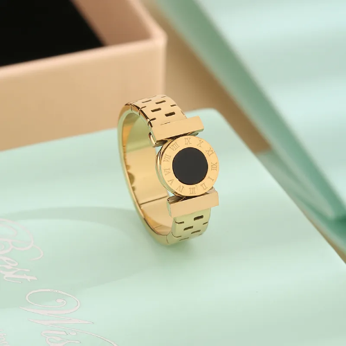 Anillo estilo Romano - Dorado - ANI0101