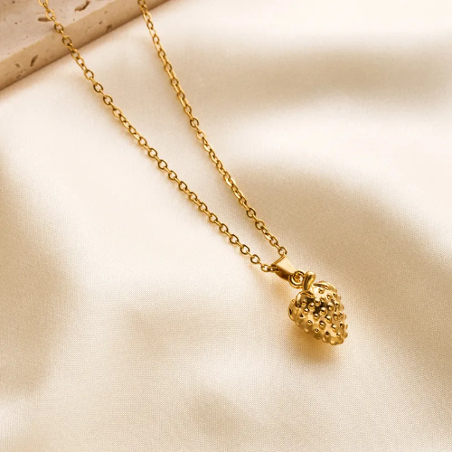 Collar Fresa - Dorado - COL172