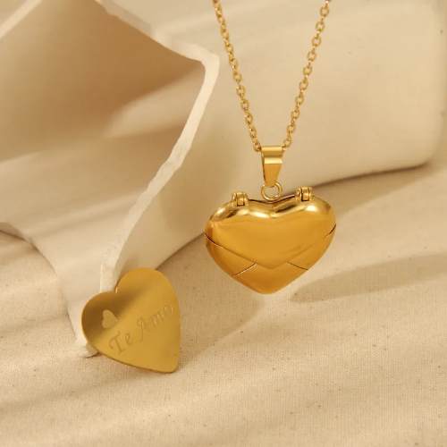 Collar Corazón Sobre Te Amo - Dorado - COL213