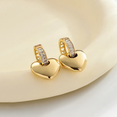 Corazón con Circonias - Dorado - ART070