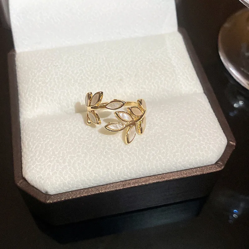 Estilo Floral con Circonias - Dorado - ANI103