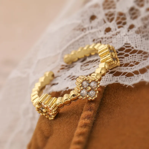 Estilo Van Cleef Anillo Circonia Blanca Ajustable - Dorado - ANI060