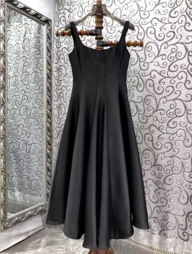Vestido midi de noche falda ancha azul y negro MLXL