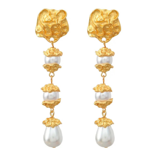 Pendiente dorado 3 perlas colgantes