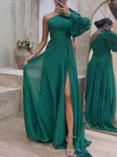 Vestido de gala maxi verde hoja  una manga detalle de flor ML