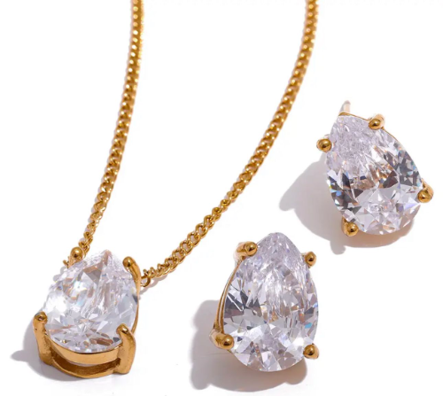 Set pendientes y cadena dorada con zirconia en gota