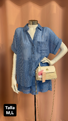 Set de top y short azul celeste talla ML
