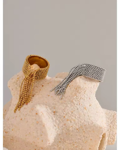 Anillos ajustable con cadenas colgando dorado y plateados