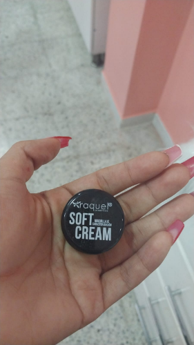 crema neon raquel