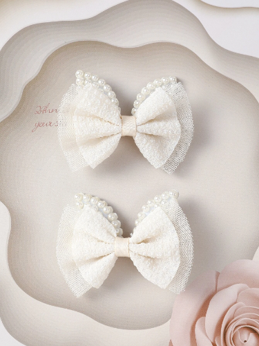 1 Par Lazos beige delicado con perlas