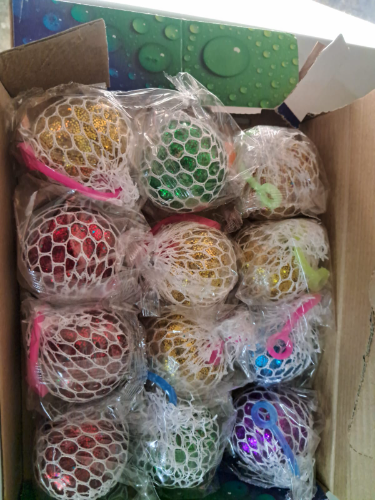 MESH SQUISH BALL HT23