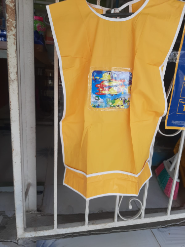 Delantal Escolar Sin Manga*