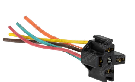 CONECTOR RELEVADOR UNIVERSAL 4 5TERMINALES UNIVERSAL REFORZADO NACIONAL S 654(ECONOMICO)