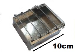COMEDERO PARA PERICO DE PISO CON REJILLA 10cm