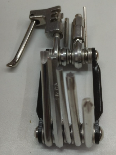 Herramienta bici con corta cadena