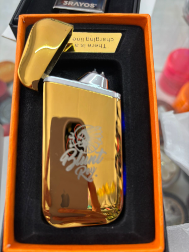 Encendedor Electronico Blunt rey dorado