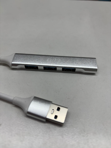 Hub x 4 USB Luo