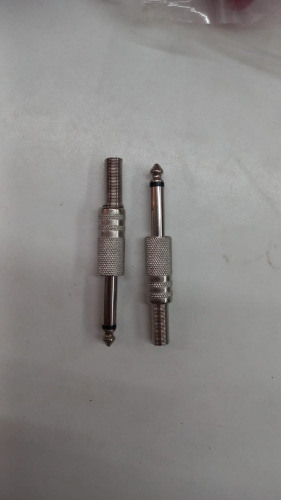 Ficha 6,5 macho mono metal
