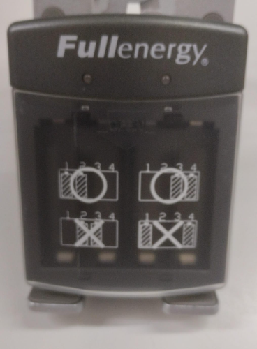 Cargador de Pilas Full Energy 4 canales