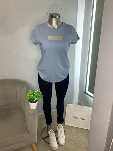 Playera azul claro CK mujer M