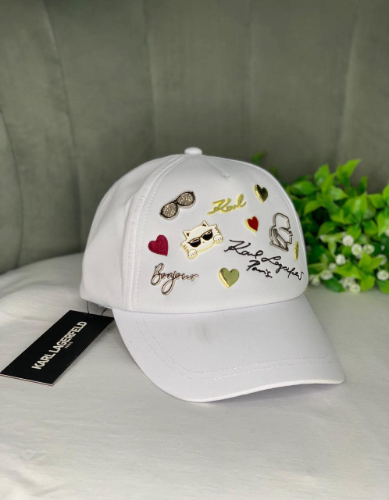 Gorra blanca Karl