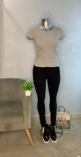 Playera gris Guess S