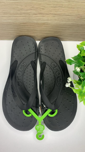 Sandalias negras crocs