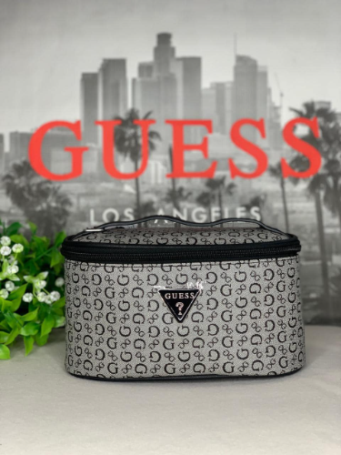 Cosmetiquera Guess