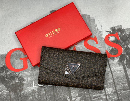 Cartera café Guess