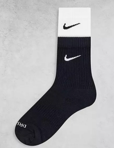 MEDIAS NIKE