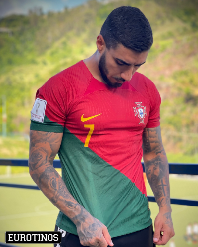 PORTUGAL LOCAL PLAYER