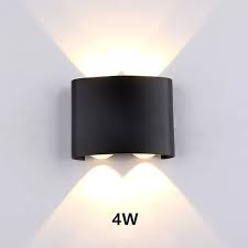 APLIQUE LED 4W BASE NEGRA LUZ CALIDA BAYTER