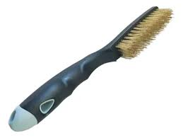 ESCOVA DE ACO 4 FI C/C PLASTICA - COMPEL