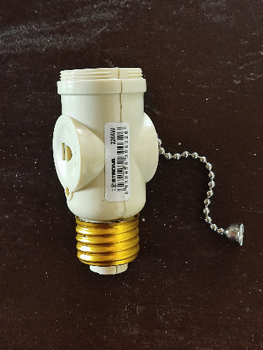 SOCKET CALAVERA C/TOMA/CAD 226AW CREMA